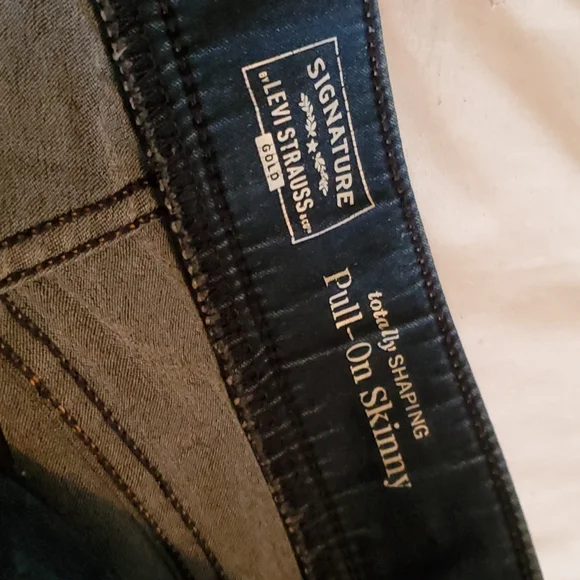 Jeans - Picture 3 of 5
